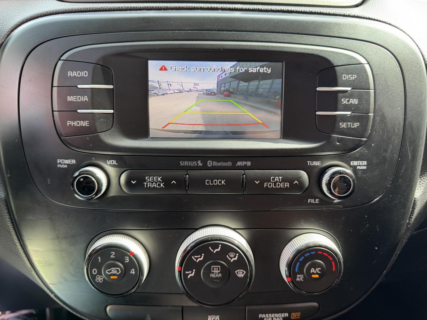 2016 GRAY KIA SOUL + (PLUS) (KNDJP3A54G7) , located at 5900 E. Lancaster Ave., Fort Worth, TX, 76112, (817) 457-5456, 0.000000, 0.000000 - Photo#19