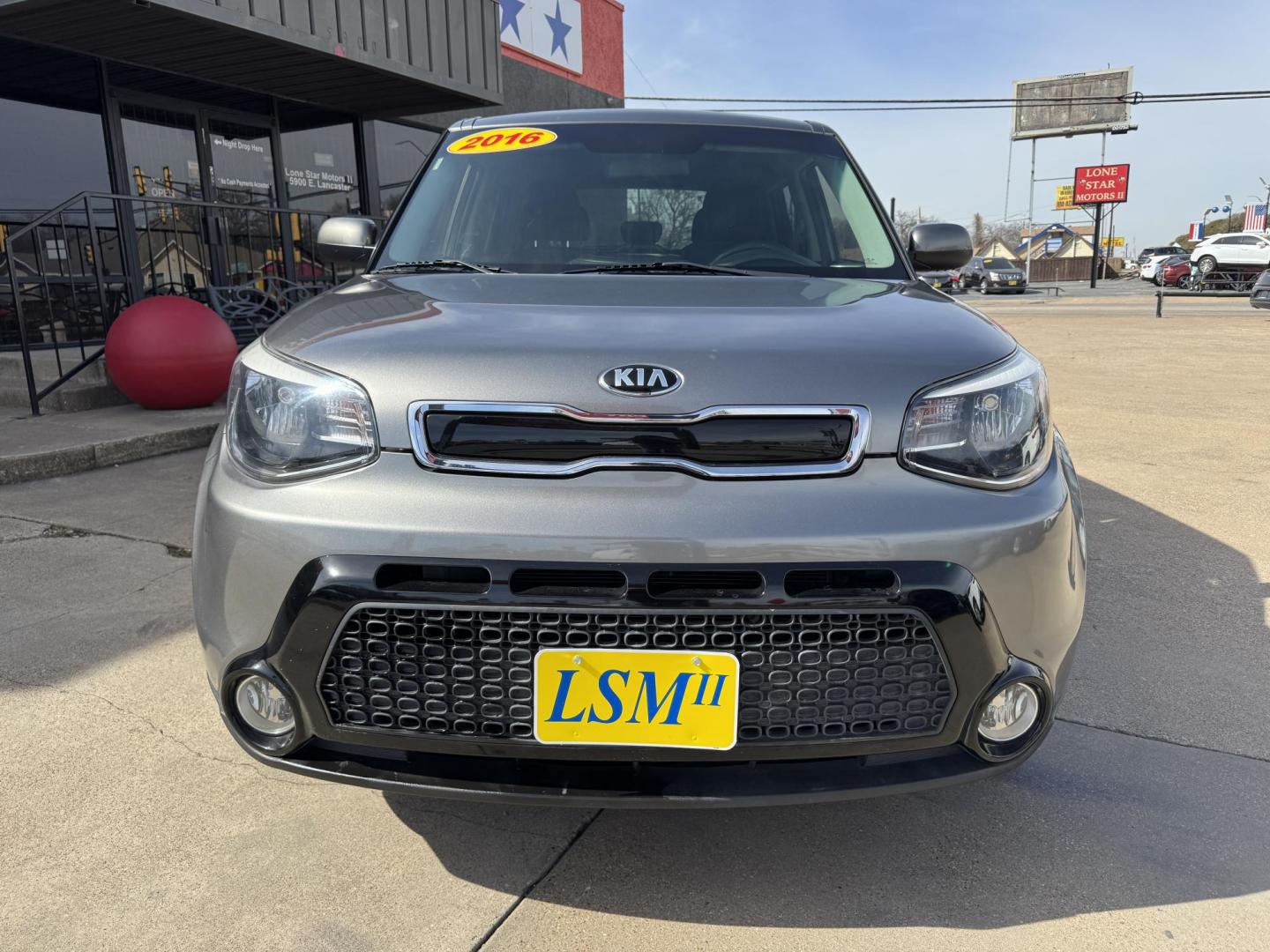2016 GRAY KIA SOUL + (PLUS) (KNDJP3A54G7) , located at 5900 E. Lancaster Ave., Fort Worth, TX, 76112, (817) 457-5456, 0.000000, 0.000000 - Photo#1