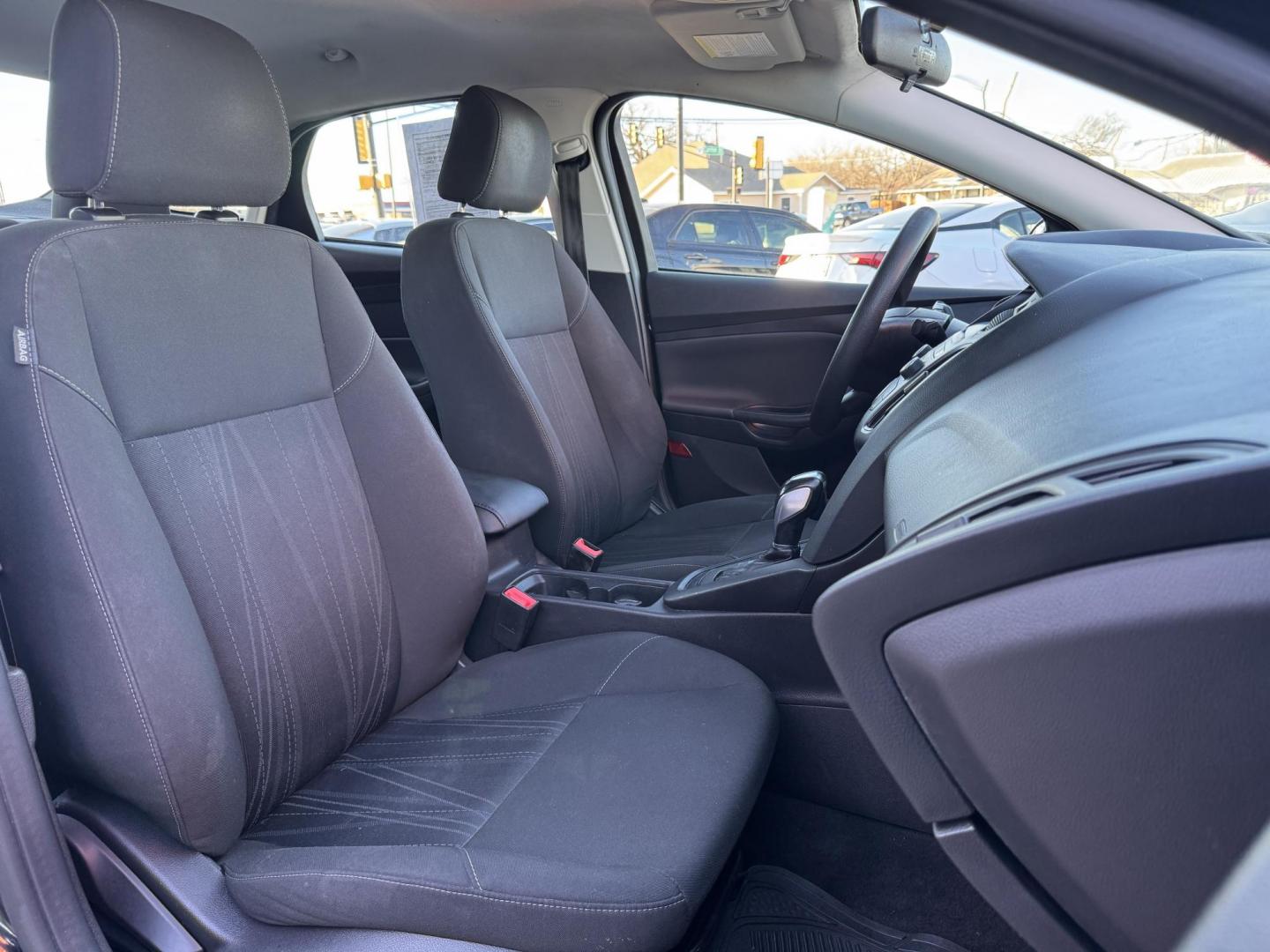 2015 BLACK FORD FOCUS SE (1FADP3F24FL) , located at 5900 E. Lancaster Ave., Fort Worth, TX, 76112, (817) 457-5456, 0.000000, 0.000000 - Photo#16