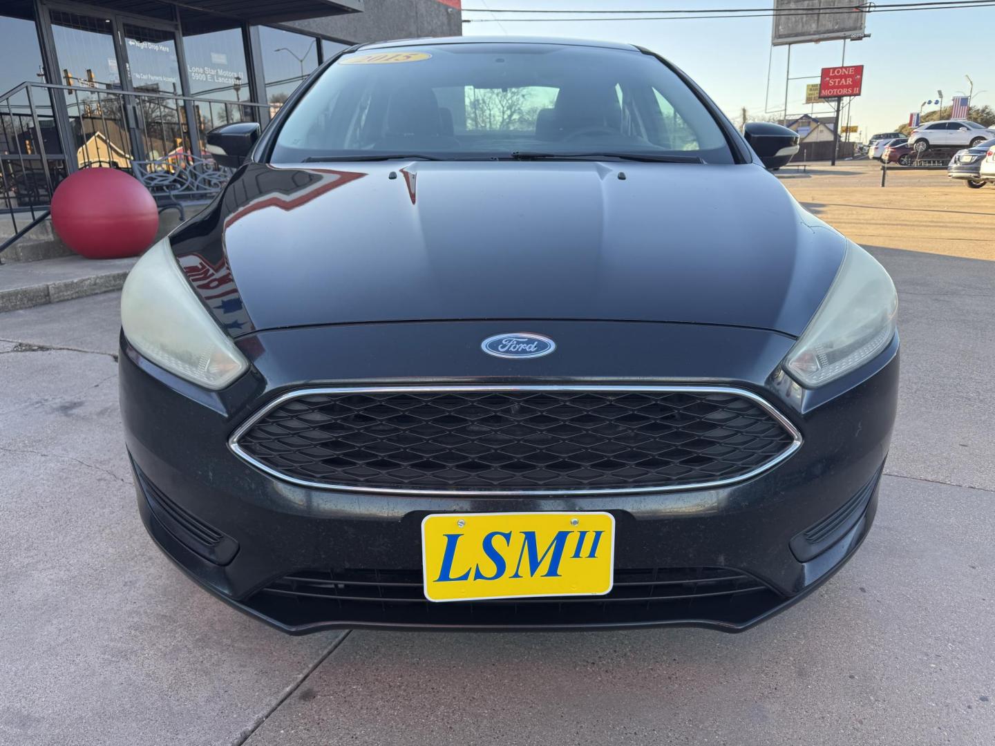 2015 BLACK FORD FOCUS SE (1FADP3F24FL) , located at 5900 E. Lancaster Ave., Fort Worth, TX, 76112, (817) 457-5456, 0.000000, 0.000000 - Photo#1
