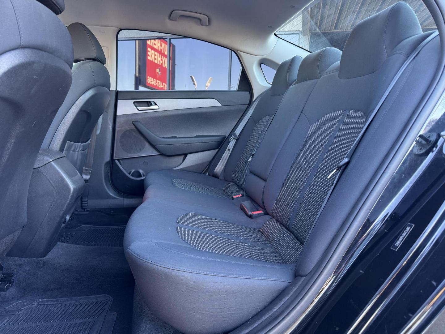 2018 BLACK HYUNDAI SONATA SE (5NPE24AF4JH) , located at 5900 E. Lancaster Ave., Fort Worth, TX, 76112, (817) 457-5456, 0.000000, 0.000000 - Photo#11