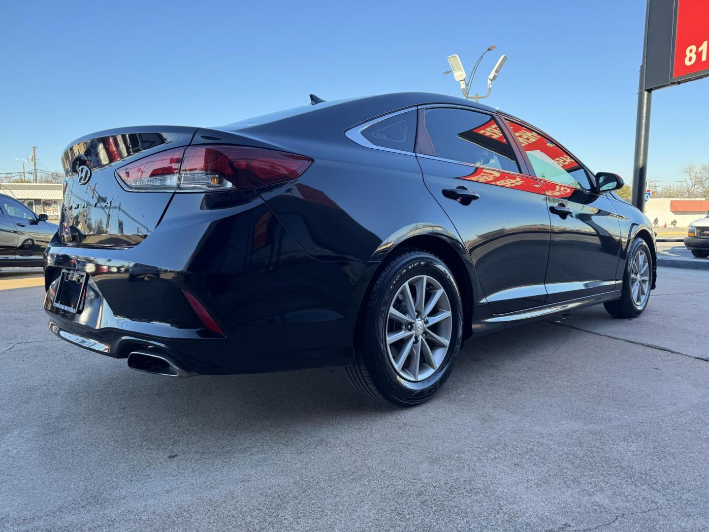 2018 BLACK HYUNDAI SONATA SE (5NPE24AF4JH) , located at 5900 E. Lancaster Ave., Fort Worth, TX, 76112, (817) 457-5456, 0.000000, 0.000000 - Photo#3