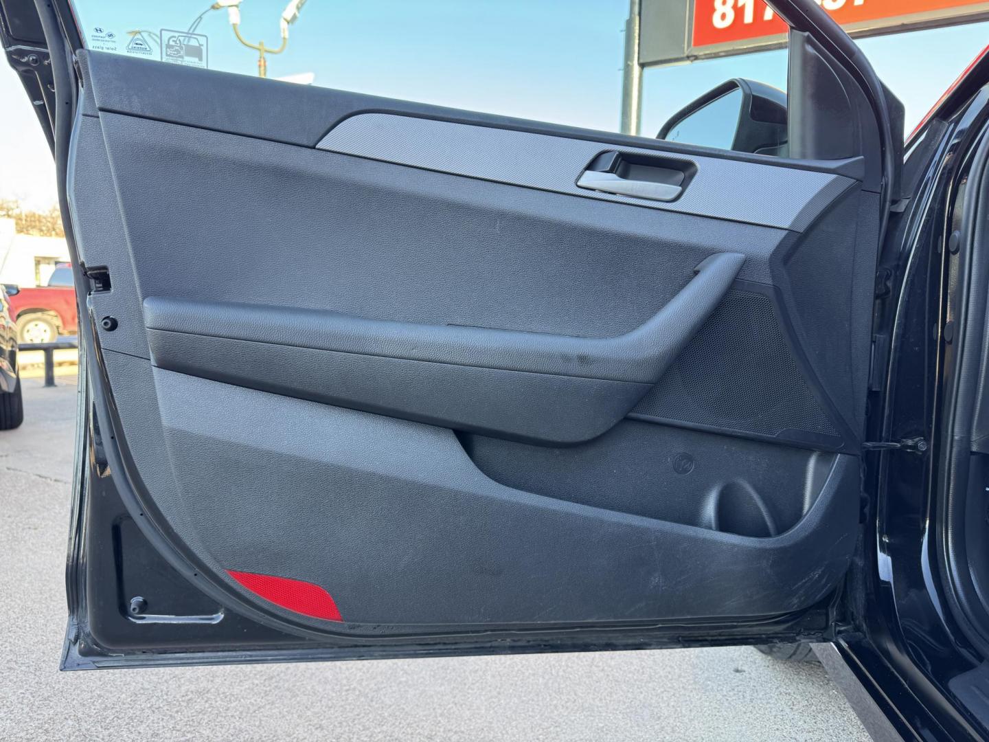 2018 BLACK HYUNDAI SONATA SE (5NPE24AF4JH) , located at 5900 E. Lancaster Ave., Fort Worth, TX, 76112, (817) 457-5456, 0.000000, 0.000000 - Photo#7