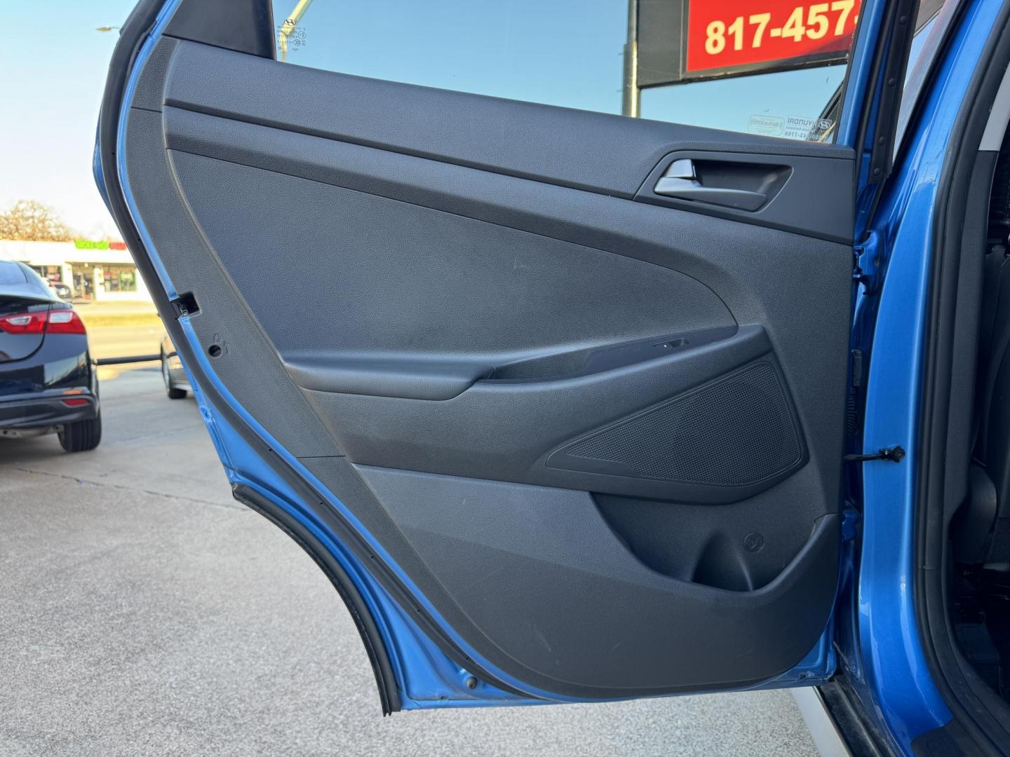 2018 BLUE HYUNDAI TUCSON BASE; SPORT; (KM8J33A48JU) , located at 5900 E. Lancaster Ave., Fort Worth, TX, 76112, (817) 457-5456, 0.000000, 0.000000 - Photo#10