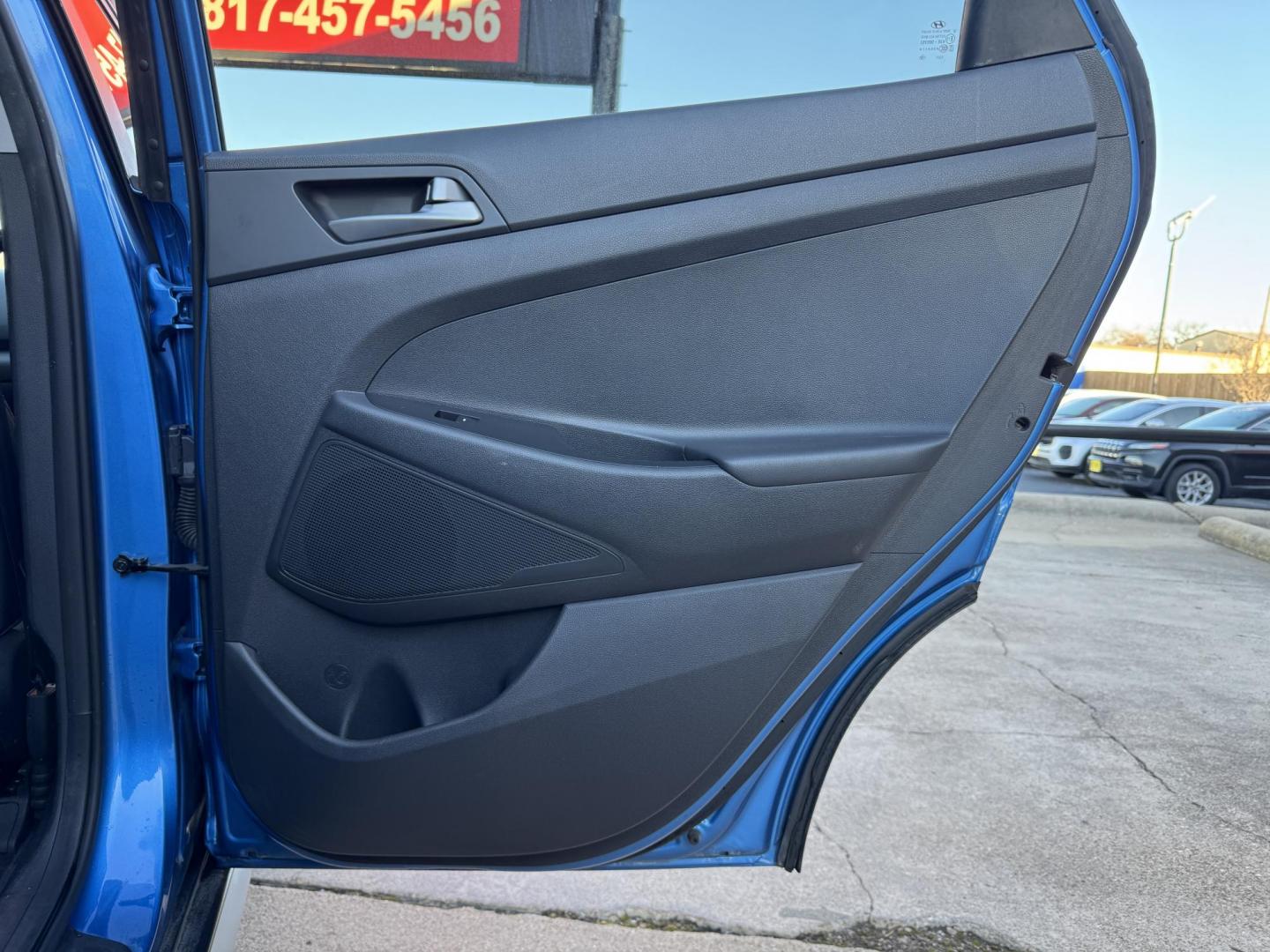 2018 BLUE HYUNDAI TUCSON BASE; SPORT; (KM8J33A48JU) , located at 5900 E. Lancaster Ave., Fort Worth, TX, 76112, (817) 457-5456, 0.000000, 0.000000 - Photo#12