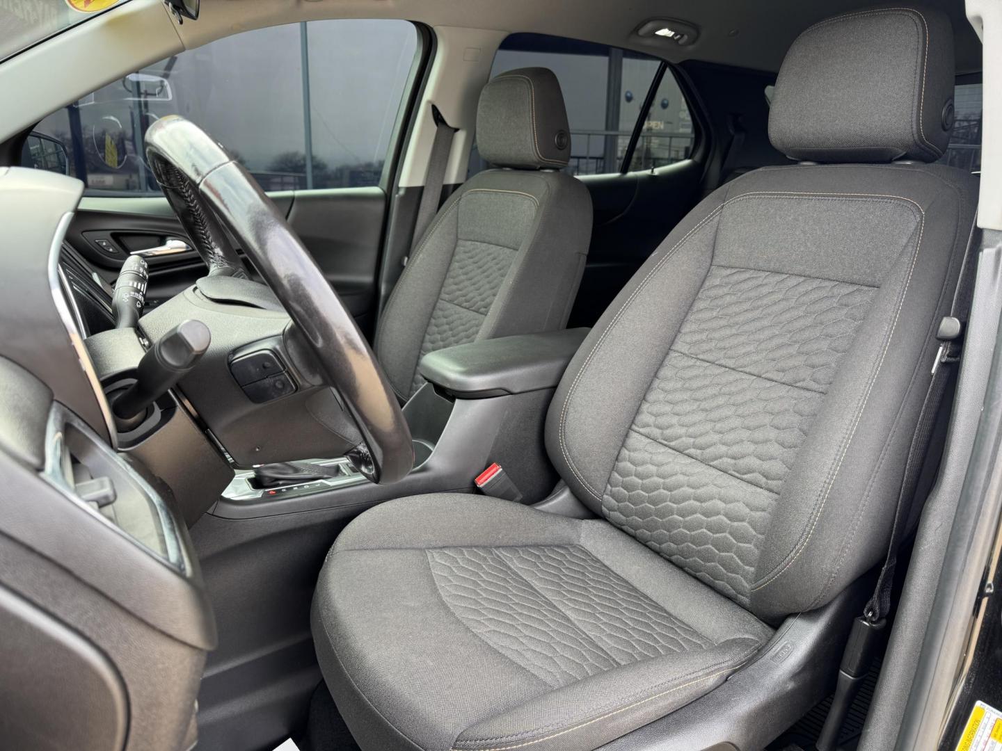 2019 BLACK CHEVROLET EQUINOX LT (1LT) (2GNAXKEV6K6) , located at 5900 E. Lancaster Ave., Fort Worth, TX, 76112, (817) 457-5456, 0.000000, 0.000000 - Photo#10