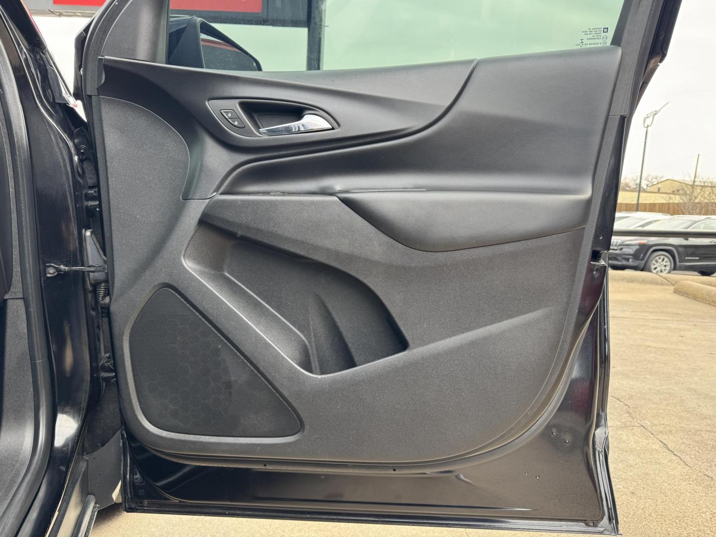 2019 BLACK CHEVROLET EQUINOX LT (1LT) (2GNAXKEV6K6) , located at 5900 E. Lancaster Ave., Fort Worth, TX, 76112, (817) 457-5456, 0.000000, 0.000000 - Photo#15