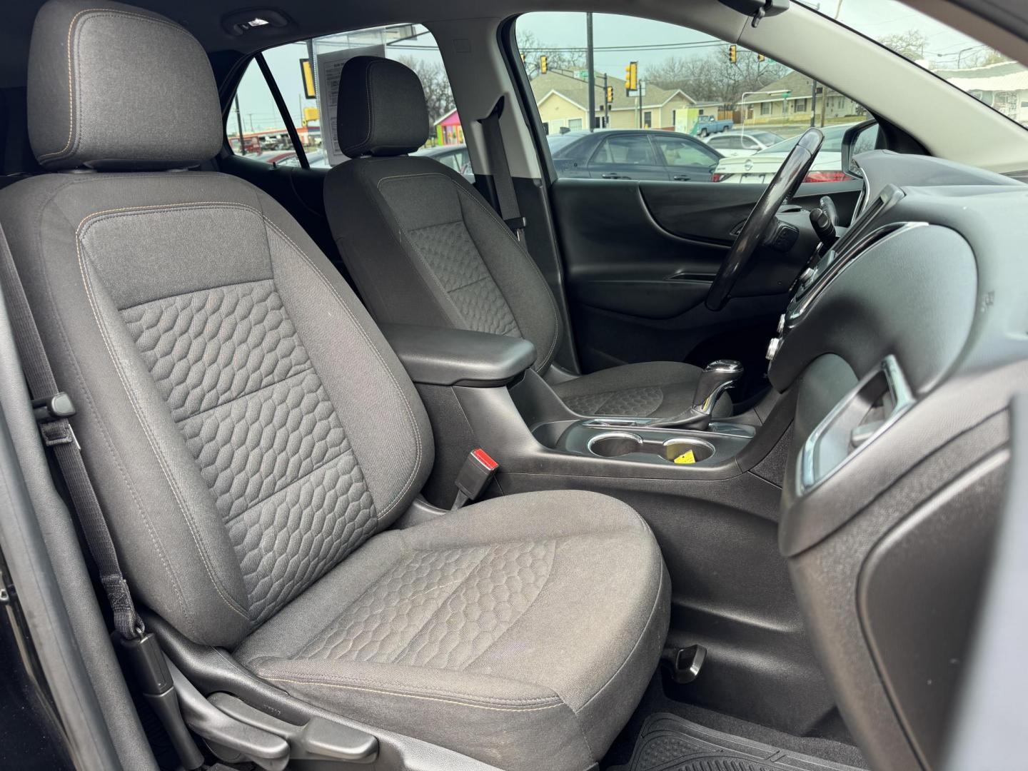 2019 BLACK CHEVROLET EQUINOX LT (1LT) (2GNAXKEV6K6) , located at 5900 E. Lancaster Ave., Fort Worth, TX, 76112, (817) 457-5456, 0.000000, 0.000000 - Photo#17