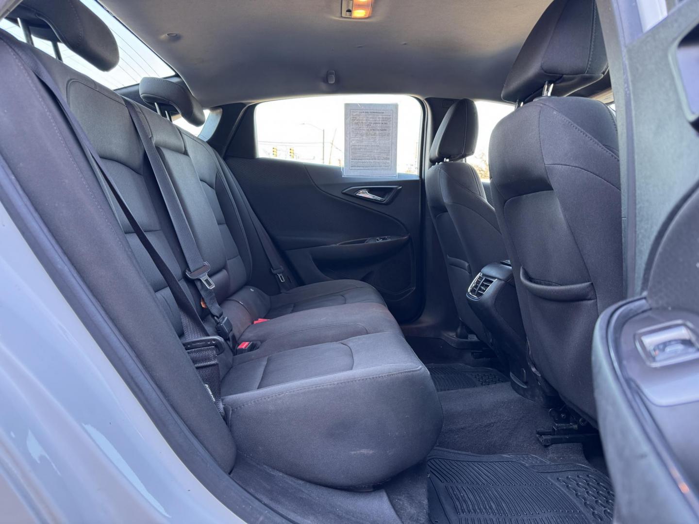 2019 WHITE CHEVROLET MALIBU LT (2FL) (1G1ZD5ST2KF) , located at 5900 E. Lancaster Ave., Fort Worth, TX, 76112, (817) 457-5456, 0.000000, 0.000000 - Photo#13