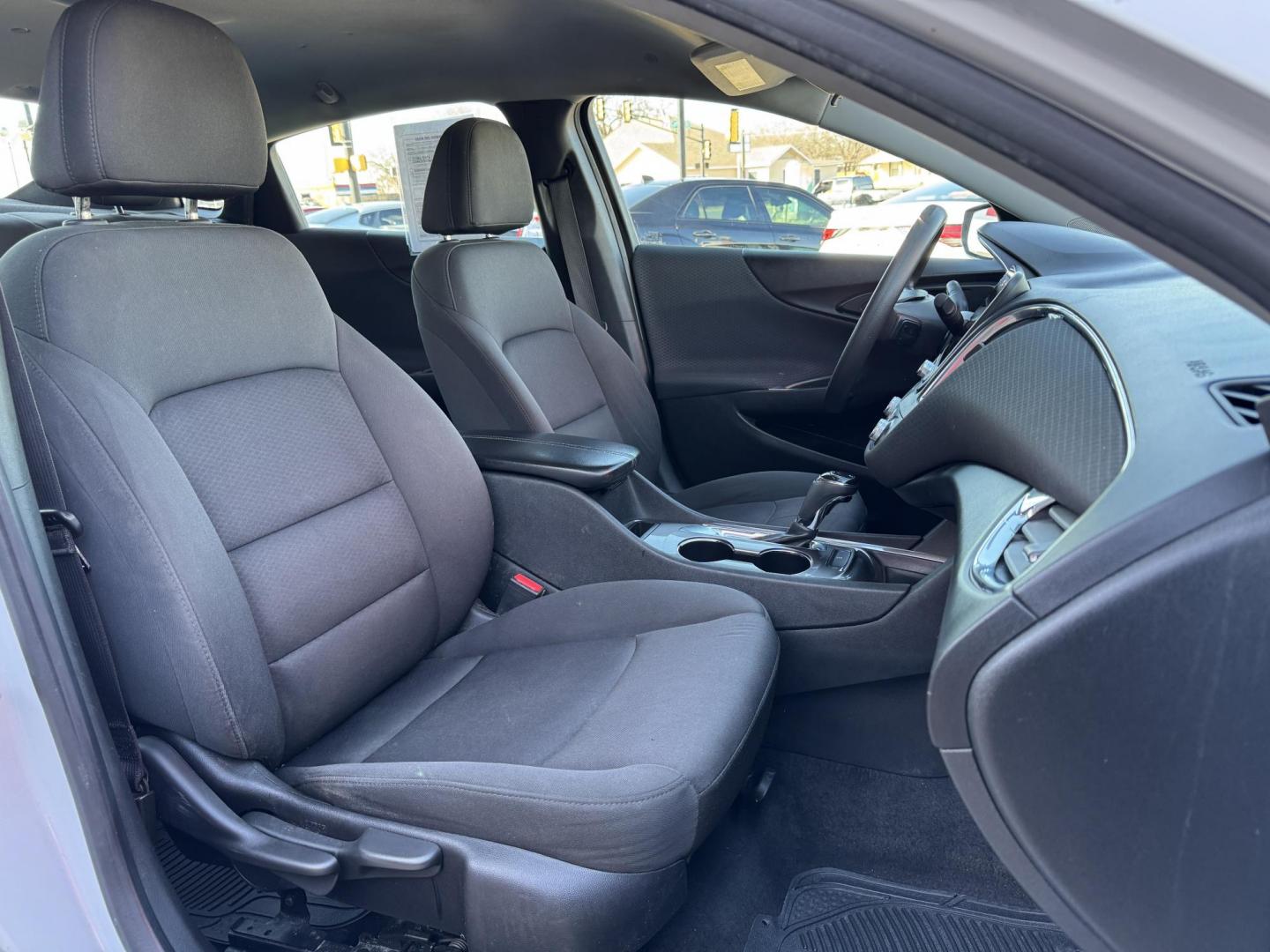 2019 WHITE CHEVROLET MALIBU LT (2FL) (1G1ZD5ST2KF) , located at 5900 E. Lancaster Ave., Fort Worth, TX, 76112, (817) 457-5456, 0.000000, 0.000000 - Photo#16