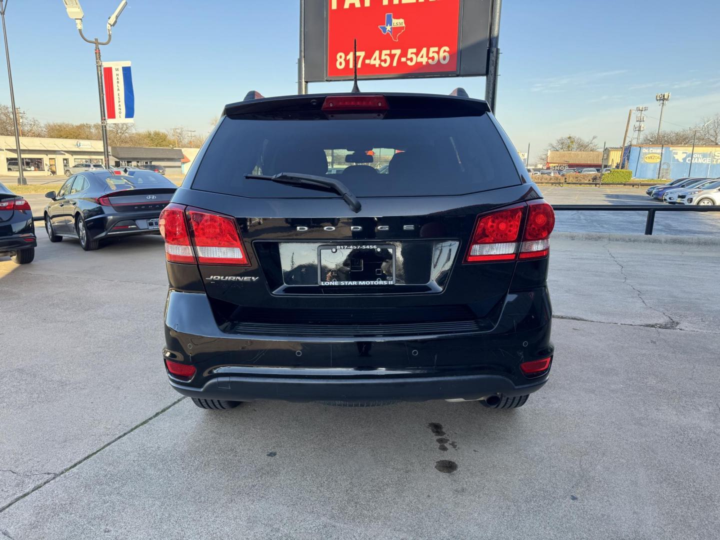 2019 BLACK DODGE JOURNEY SXT (3C4PDCBB0KT) , located at 5900 E. Lancaster Ave., Fort Worth, TX, 76112, (817) 457-5456, 0.000000, 0.000000 - Photo#4