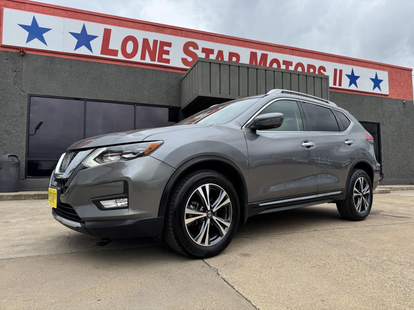2017 GRAY NISSAN ROGUE S; SL; SV (5N1AT2MV8HC) , located at 5900 E. Lancaster Ave., Fort Worth, TX, 76112, (817) 457-5456, 0.000000, 0.000000 - Photo#0