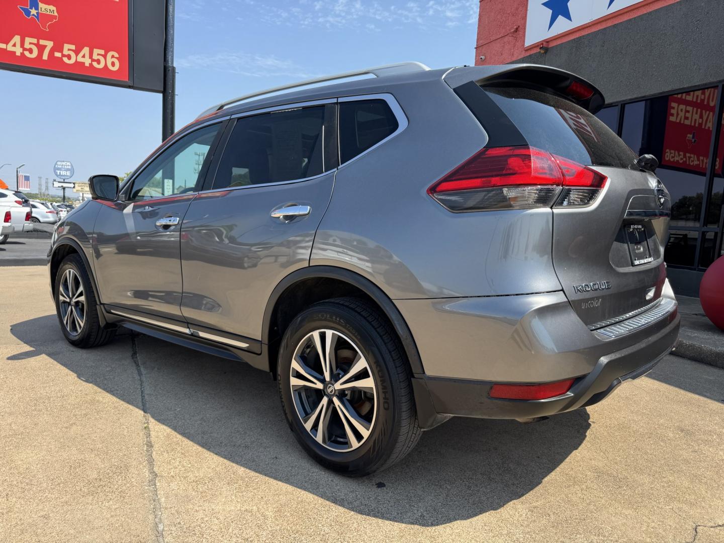 2017 GRAY NISSAN ROGUE S; SL; SV (5N1AT2MV8HC) , located at 5900 E. Lancaster Ave., Fort Worth, TX, 76112, (817) 457-5456, 0.000000, 0.000000- Photo#7