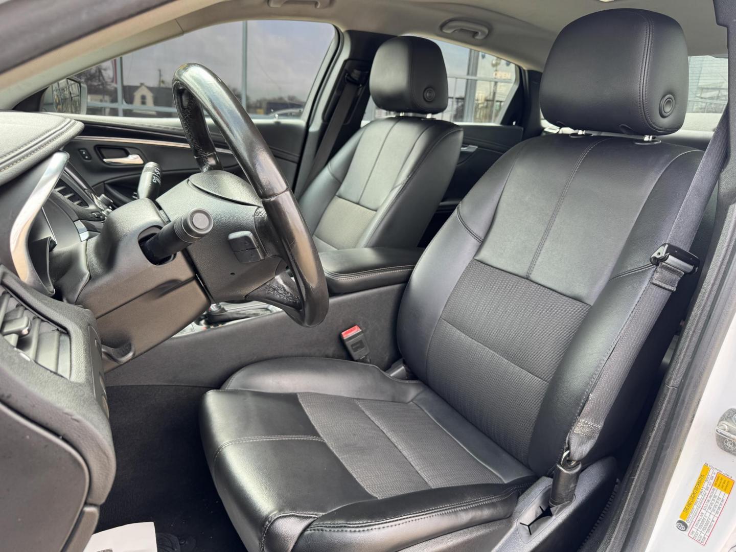 2019 WHITE CHEVROLET IMPALA LT (1LT) (1G11Z5S38KU) , located at 5900 E. Lancaster Ave., Fort Worth, TX, 76112, (817) 457-5456, 0.000000, 0.000000 - Photo#9