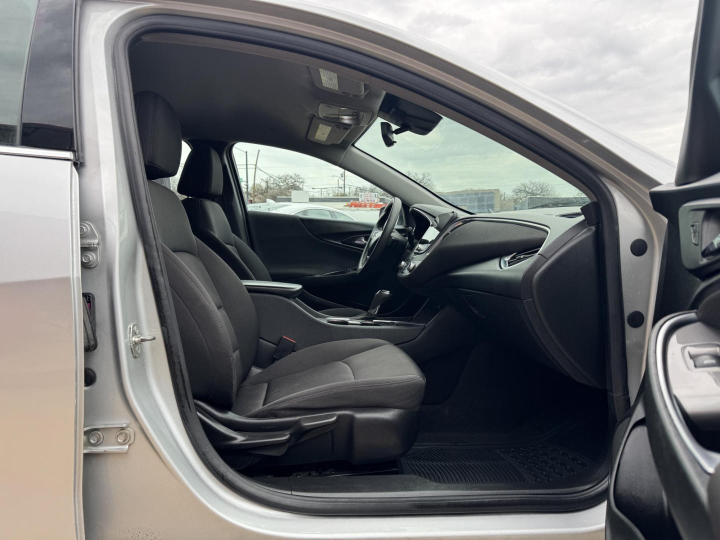 2020 SILVER CHEVROLET MALIBU LT (1LT) (1G1ZD5ST5LF) , located at 5900 E. Lancaster Ave., Fort Worth, TX, 76112, (817) 457-5456, 0.000000, 0.000000 - Photo#14