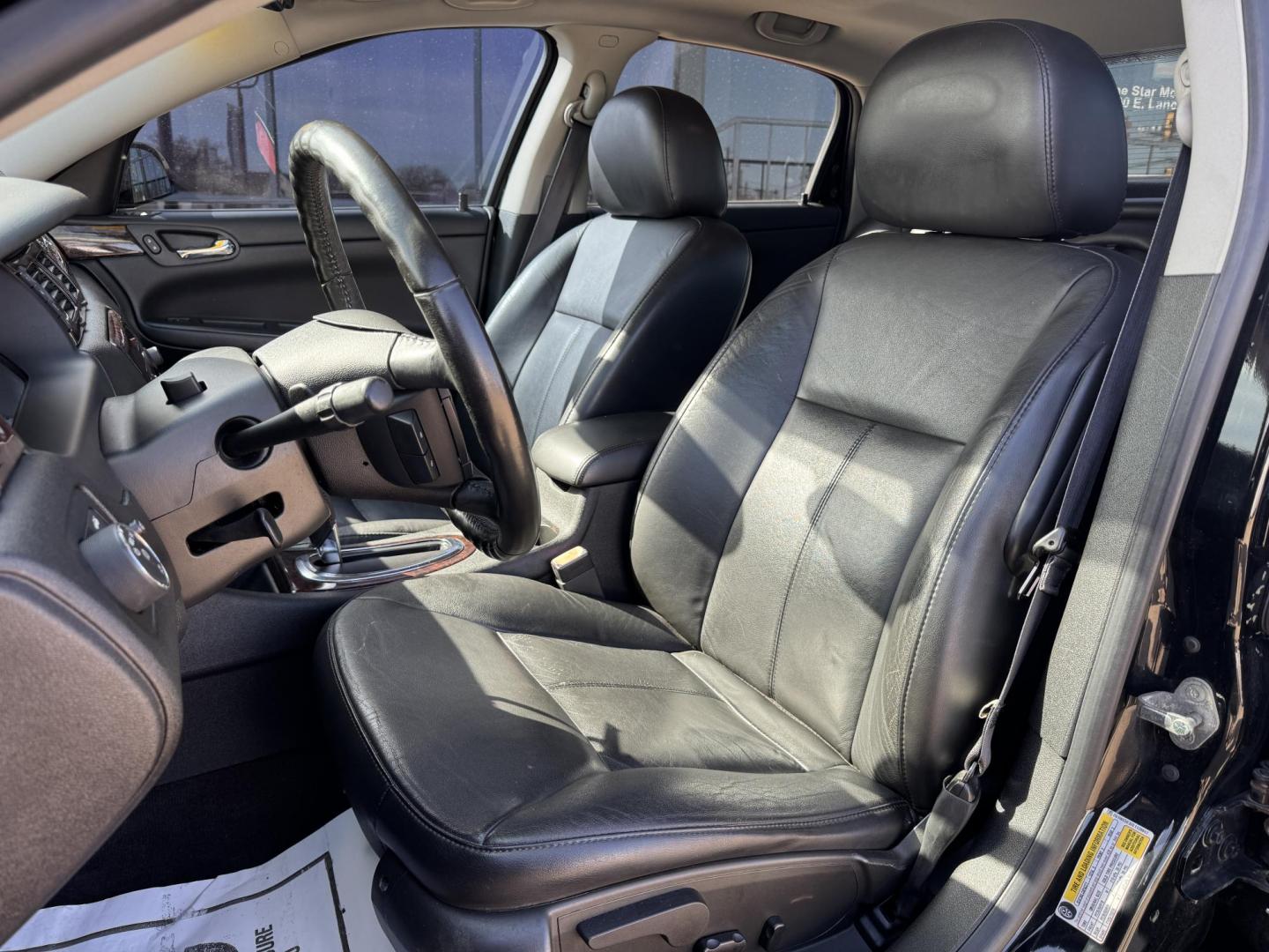 2014 BLACK CHEVROLET IMPALA LIMITED LTZ (2G1WC5E32E1) , located at 5900 E. Lancaster Ave., Fort Worth, TX, 76112, (817) 457-5456, 0.000000, 0.000000 - Photo#9