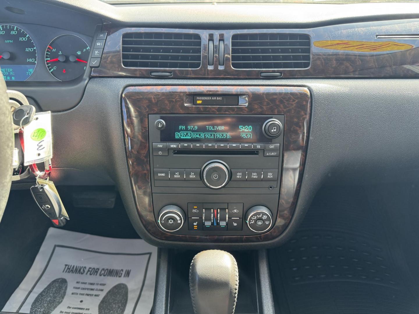 2014 BLACK CHEVROLET IMPALA LIMITED LTZ (2G1WC5E32E1) , located at 5900 E. Lancaster Ave., Fort Worth, TX, 76112, (817) 457-5456, 0.000000, 0.000000 - Photo#18