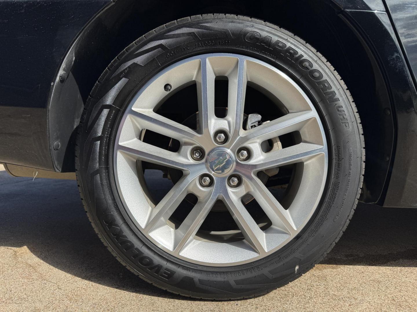 2014 BLACK CHEVROLET IMPALA LIMITED LTZ (2G1WC5E32E1) , located at 5900 E. Lancaster Ave., Fort Worth, TX, 76112, (817) 457-5456, 0.000000, 0.000000 - Photo#22