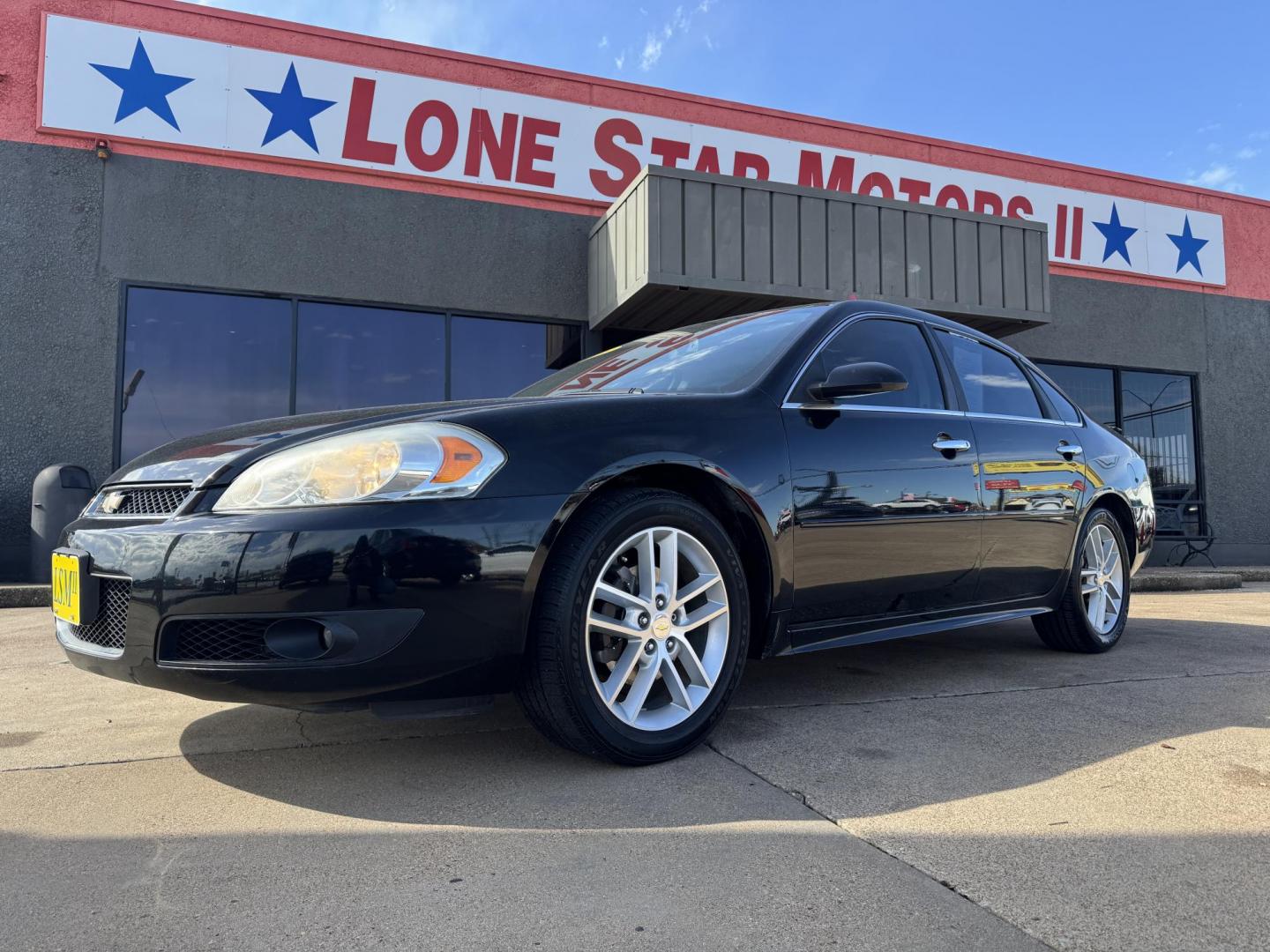 2014 BLACK CHEVROLET IMPALA LIMITED LTZ (2G1WC5E32E1) , located at 5900 E. Lancaster Ave., Fort Worth, TX, 76112, (817) 457-5456, 0.000000, 0.000000 - Photo#0