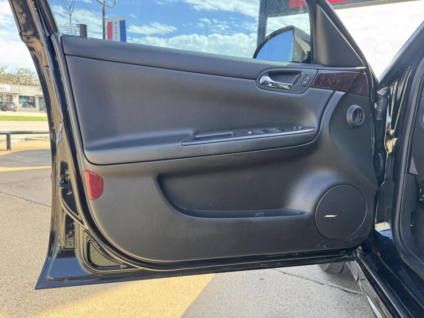 2014 BLACK CHEVROLET IMPALA LIMITED LTZ (2G1WC5E32E1) , located at 5900 E. Lancaster Ave., Fort Worth, TX, 76112, (817) 457-5456, 0.000000, 0.000000 - Photo#7