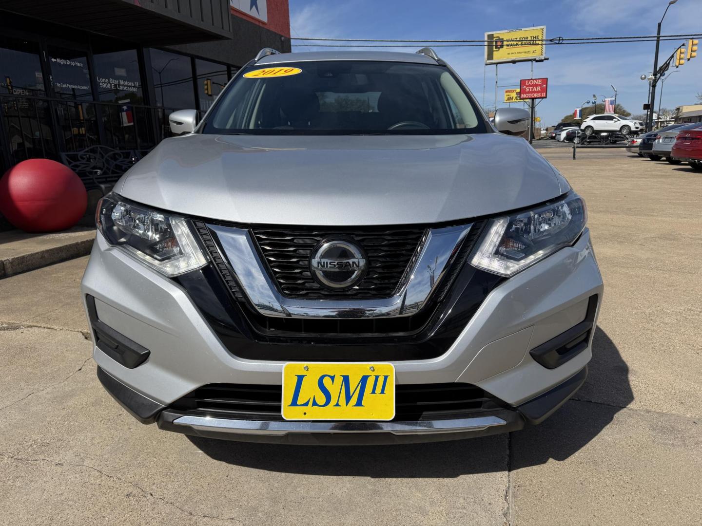 2019 SILVER NISSAN ROGUE S; SL; SV (KNMAT2MT5KP) , located at 5900 E. Lancaster Ave., Fort Worth, TX, 76112, (817) 457-5456, 0.000000, 0.000000- Photo#1