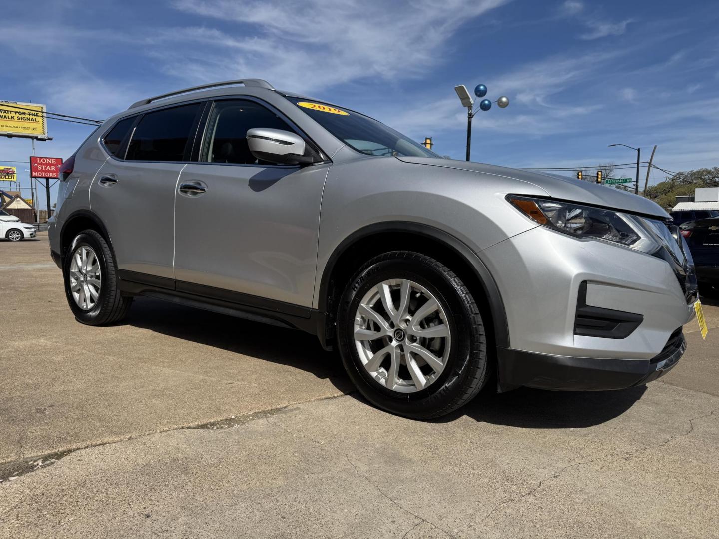 2019 SILVER NISSAN ROGUE S; SL; SV (KNMAT2MT5KP) , located at 5900 E. Lancaster Ave., Fort Worth, TX, 76112, (817) 457-5456, 0.000000, 0.000000- Photo#2