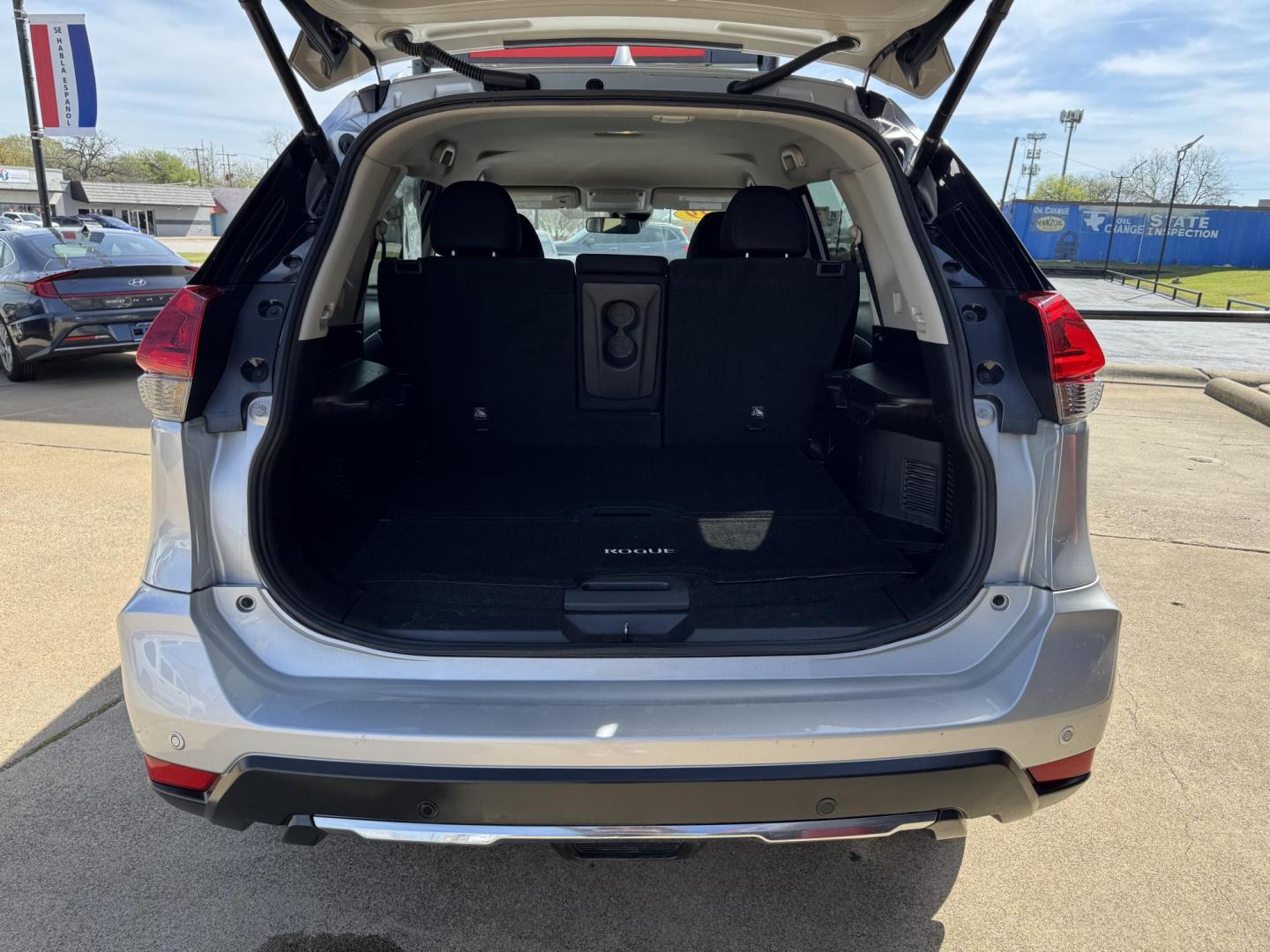 2019 SILVER NISSAN ROGUE S; SL; SV (KNMAT2MT5KP) , located at 5900 E. Lancaster Ave., Fort Worth, TX, 76112, (817) 457-5456, 0.000000, 0.000000- Photo#5