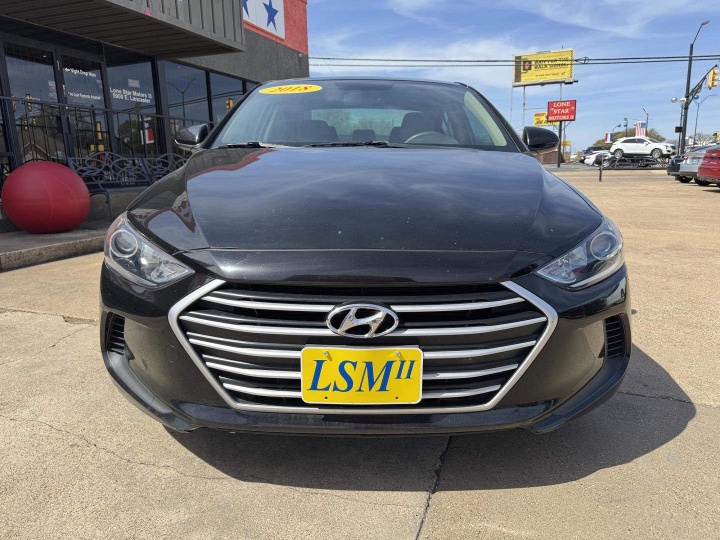 2018 BLACK HYUNDAI ELANTRA LIMITED; SE (KMHD84LF3JU) , located at 5900 E. Lancaster Ave., Fort Worth, TX, 76112, (817) 457-5456, 0.000000, 0.000000 - Photo#1