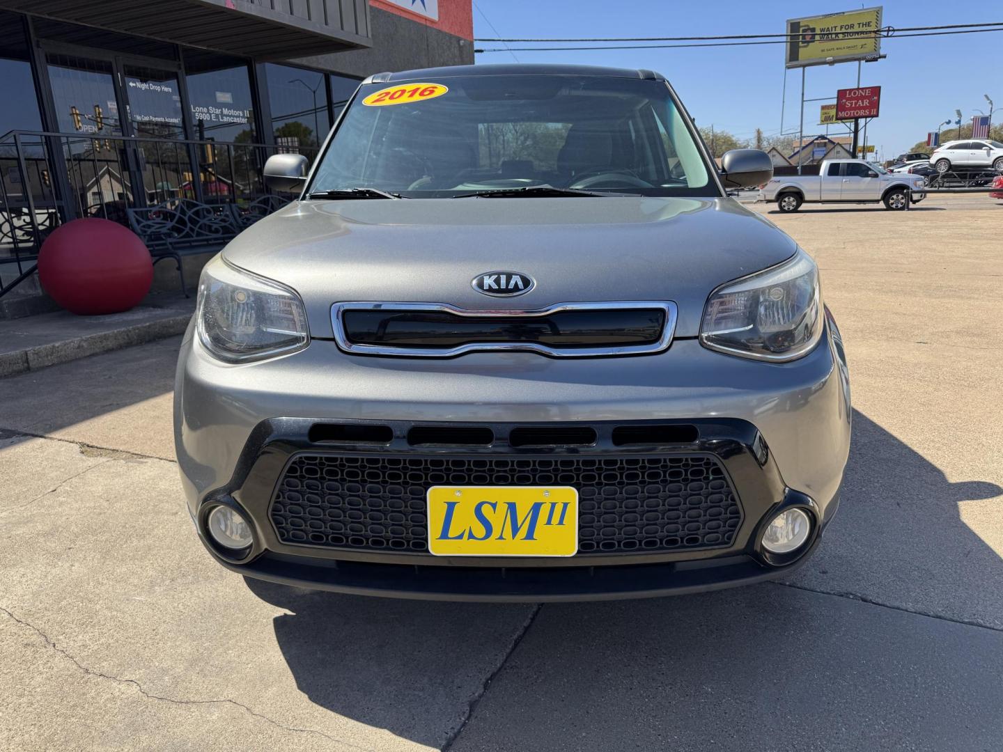 2016 GRAY KIA SOUL + (PLUS) (KNDJP3A5XG7) , located at 5900 E. Lancaster Ave., Fort Worth, TX, 76112, (817) 457-5456, 0.000000, 0.000000 - Photo#1