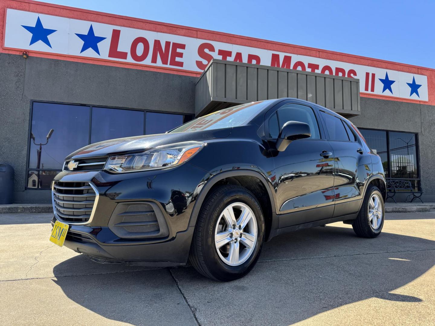 2020 BLACK CHEVROLET TRAX LS (KL7CJKSBXLB) , located at 5900 E. Lancaster Ave., Fort Worth, TX, 76112, (817) 457-5456, 0.000000, 0.000000 - Photo#0