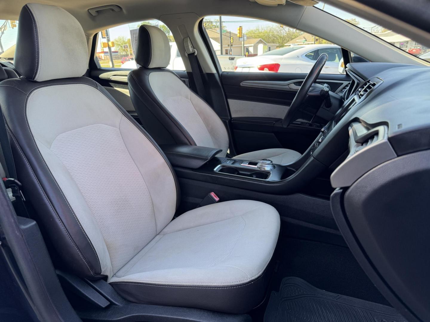 2020 BLUE FORD FUSION SE (3FA6P0HD7LR) , located at 5900 E. Lancaster Ave., Fort Worth, TX, 76112, (817) 457-5456, 0.000000, 0.000000 - Photo#16