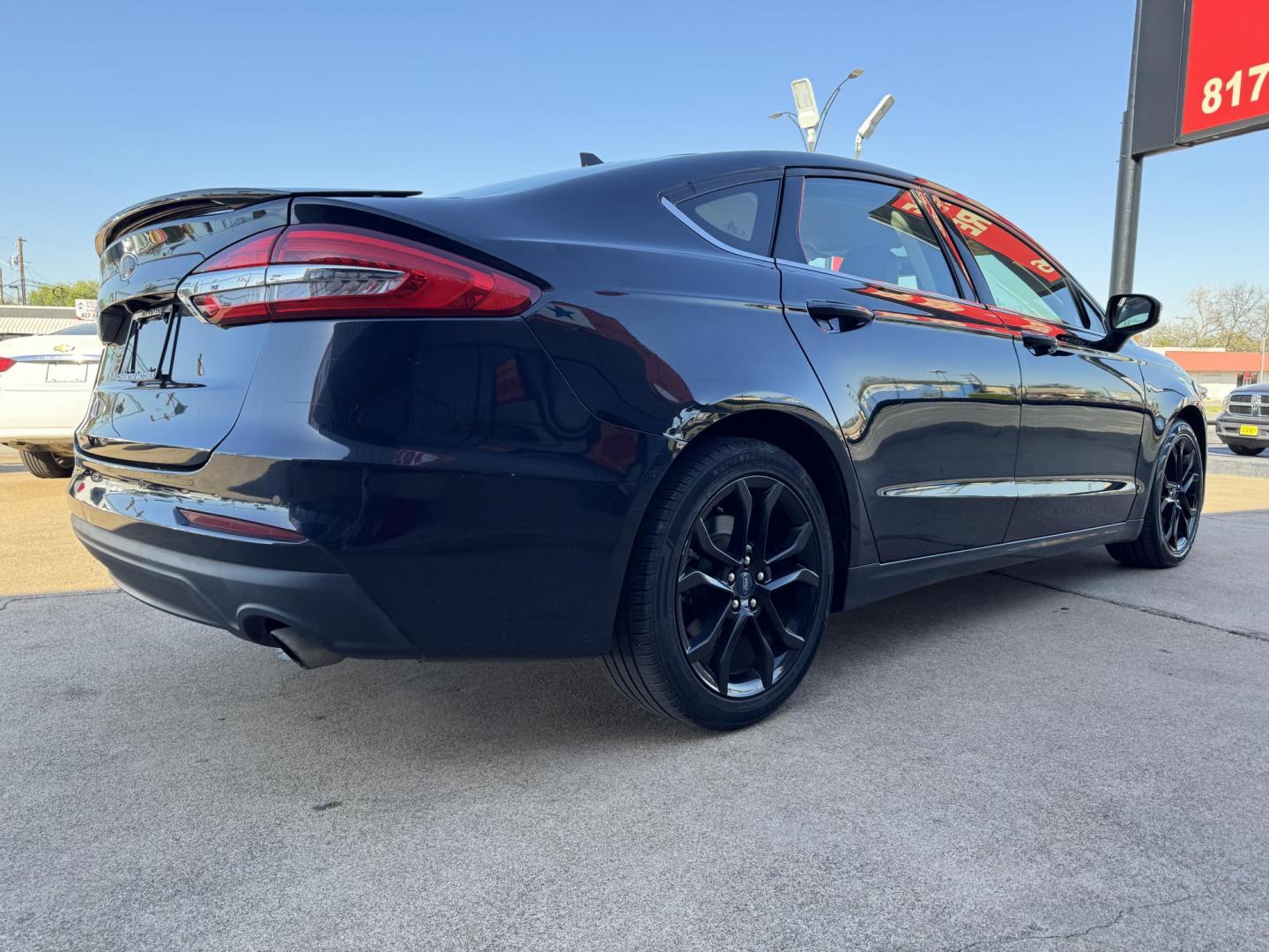2020 BLUE FORD FUSION SE (3FA6P0HD7LR) , located at 5900 E. Lancaster Ave., Fort Worth, TX, 76112, (817) 457-5456, 0.000000, 0.000000 - Photo#3