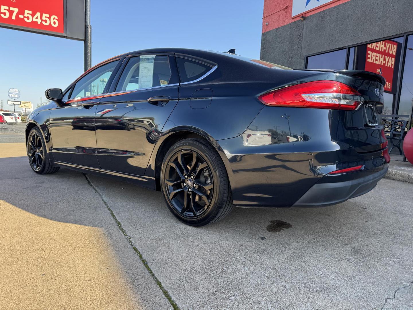 2020 BLUE FORD FUSION SE (3FA6P0HD7LR) , located at 5900 E. Lancaster Ave., Fort Worth, TX, 76112, (817) 457-5456, 0.000000, 0.000000 - Photo#6