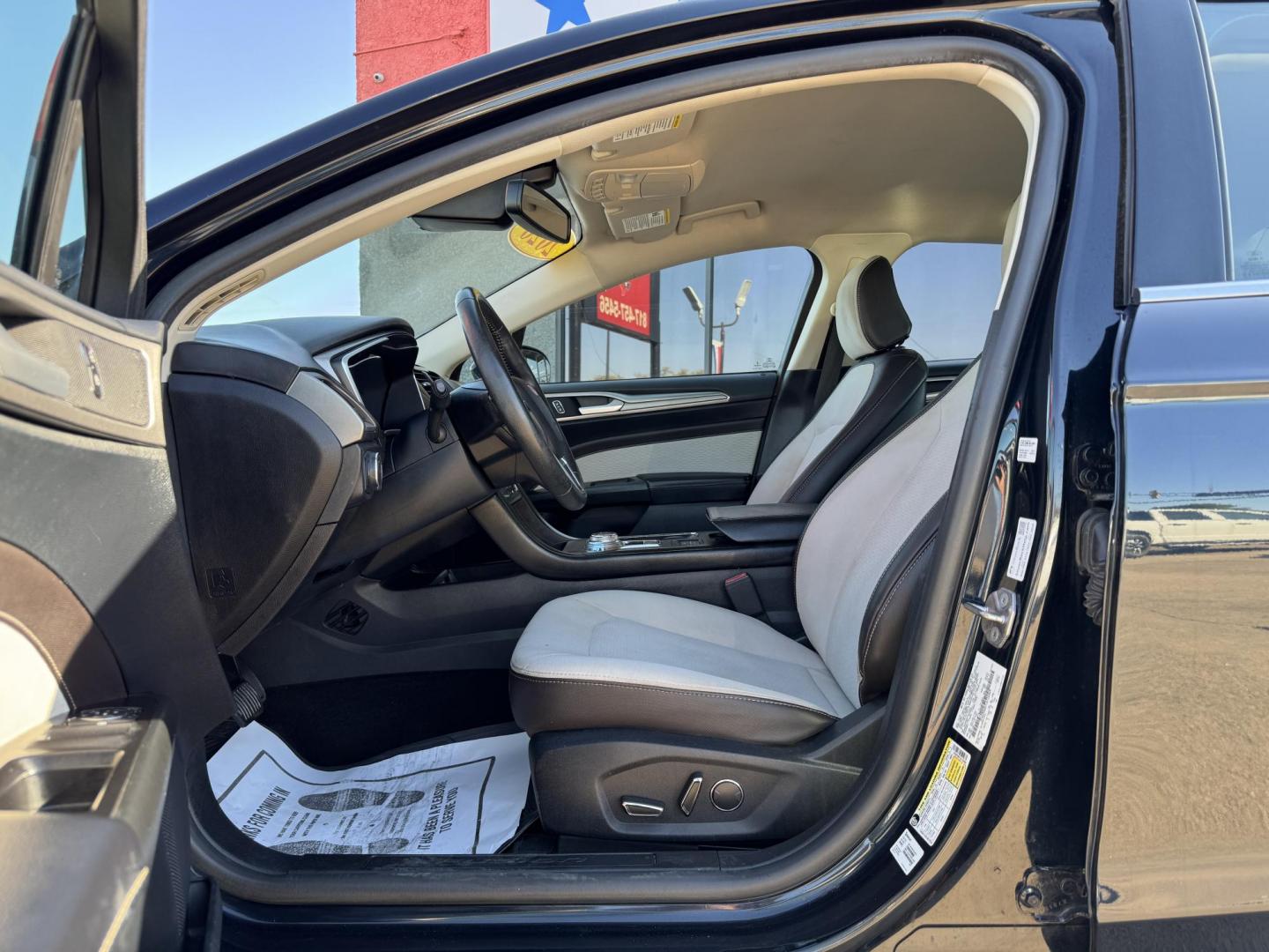 2020 BLUE FORD FUSION SE (3FA6P0HD7LR) , located at 5900 E. Lancaster Ave., Fort Worth, TX, 76112, (817) 457-5456, 0.000000, 0.000000 - Photo#8