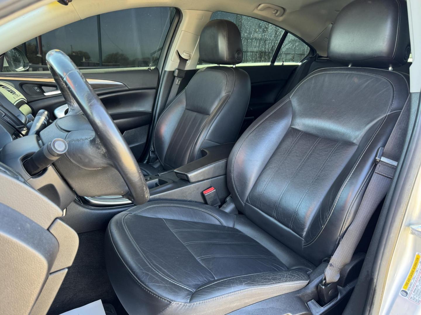 2017 SILVER BUICK REGAL SPORT TOURING (2G4GL5EX7H9) , located at 5900 E. Lancaster Ave., Fort Worth, TX, 76112, (817) 457-5456, 0.000000, 0.000000 - Photo#9