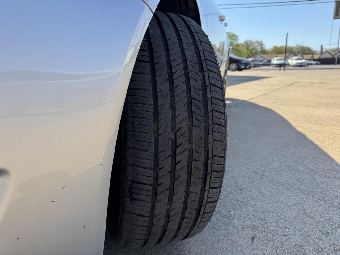 2017 SILVER BUICK REGAL SPORT TOURING (2G4GL5EX7H9) , located at 5900 E. Lancaster Ave., Fort Worth, TX, 76112, (817) 457-5456, 0.000000, 0.000000 - Photo#20