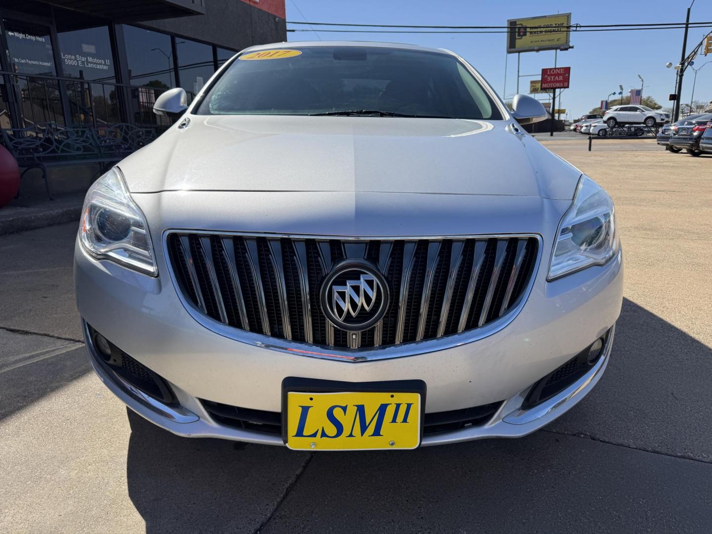 2017 SILVER BUICK REGAL SPORT TOURING (2G4GL5EX7H9) , located at 5900 E. Lancaster Ave., Fort Worth, TX, 76112, (817) 457-5456, 0.000000, 0.000000 - Photo#1