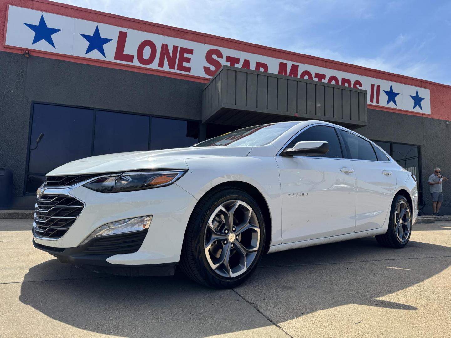 2021 WHITE CHEVROLET MALIBU LT (1LT) (1G1ZD5ST8MF) , located at 5900 E. Lancaster Ave., Fort Worth, TX, 76112, (817) 457-5456, 0.000000, 0.000000 - Photo#0