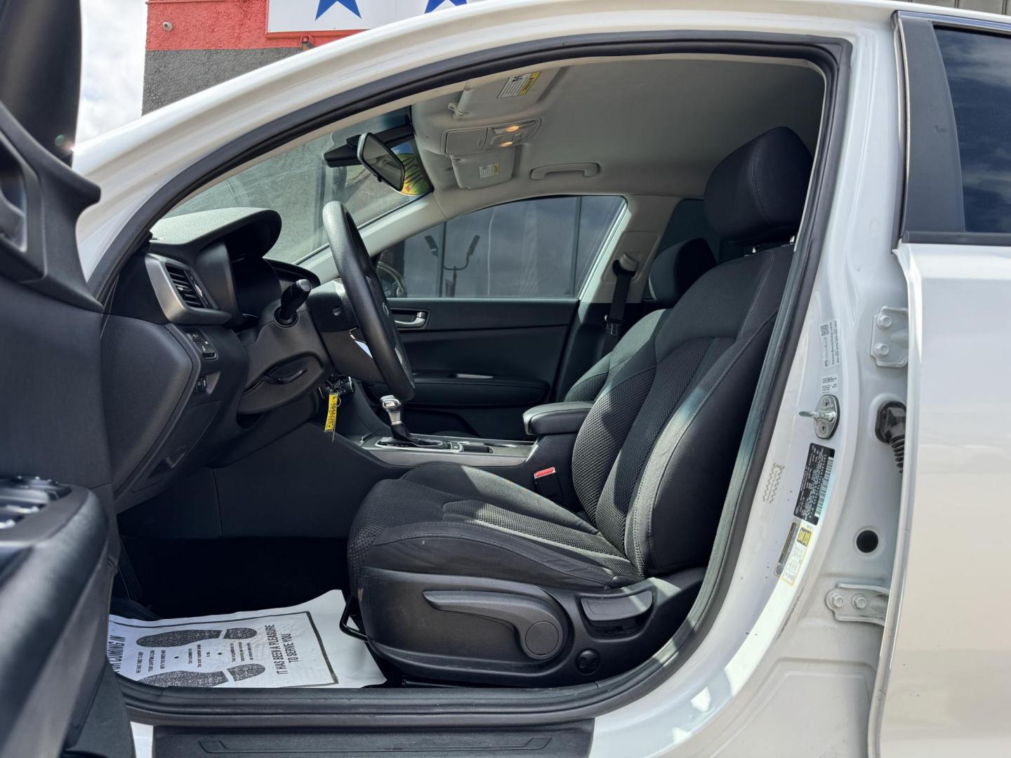 2020 WHITE KIA OPTIMA LX; S; SE (5XXGT4L34LG) , located at 5900 E. Lancaster Ave., Fort Worth, TX, 76112, (817) 457-5456, 0.000000, 0.000000 - Photo#7