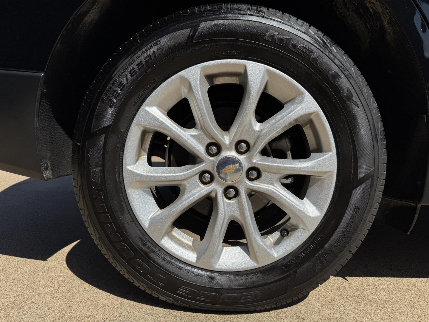 2019 BLACK CHEVROLET EQUINOX LS (2GNAXHEVXK6) , located at 5900 E. Lancaster Ave., Fort Worth, TX, 76112, (817) 457-5456, 0.000000, 0.000000- Photo#23
