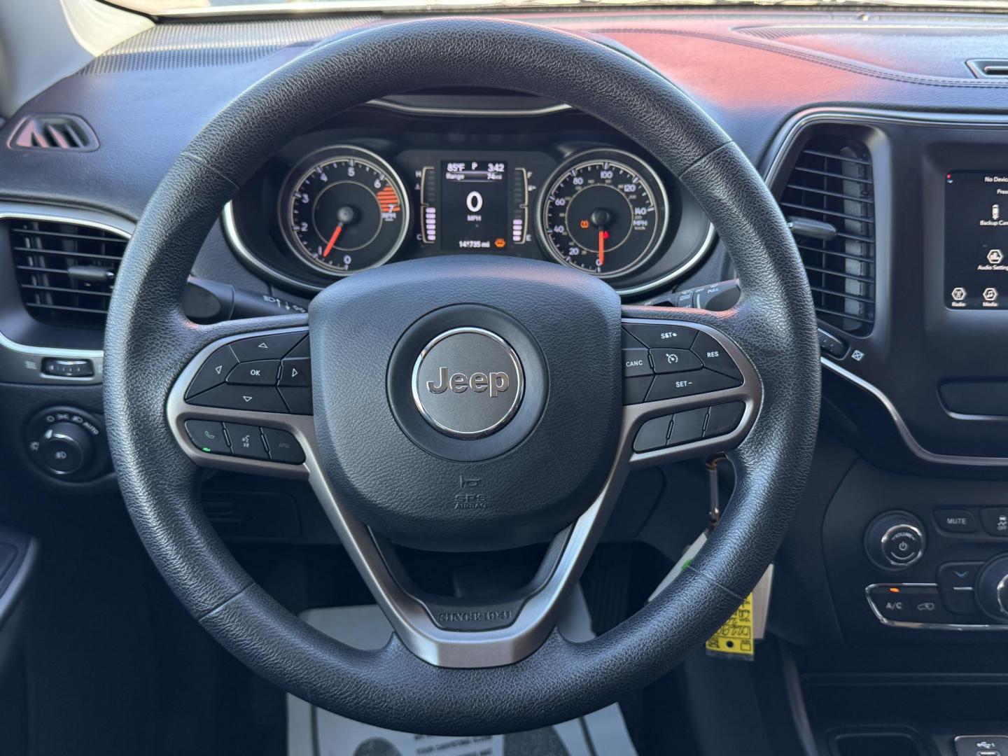 2019 SILVER JEEP CHEROKEE LATITUDE; N (1C4PJLCB9KD) , located at 5900 E. Lancaster Ave., Fort Worth, TX, 76112, (817) 457-5456, 0.000000, 0.000000 - Photo#20