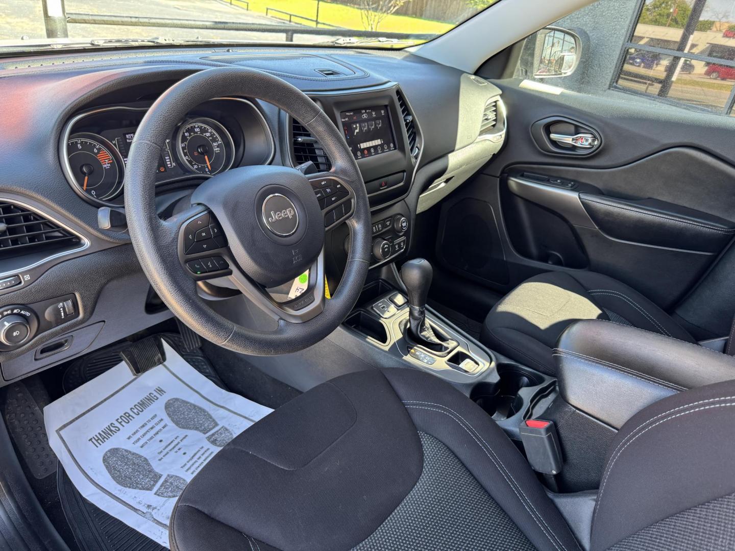 2019 SILVER JEEP CHEROKEE LATITUDE; N (1C4PJLCB9KD) , located at 5900 E. Lancaster Ave., Fort Worth, TX, 76112, (817) 457-5456, 0.000000, 0.000000 - Photo#9