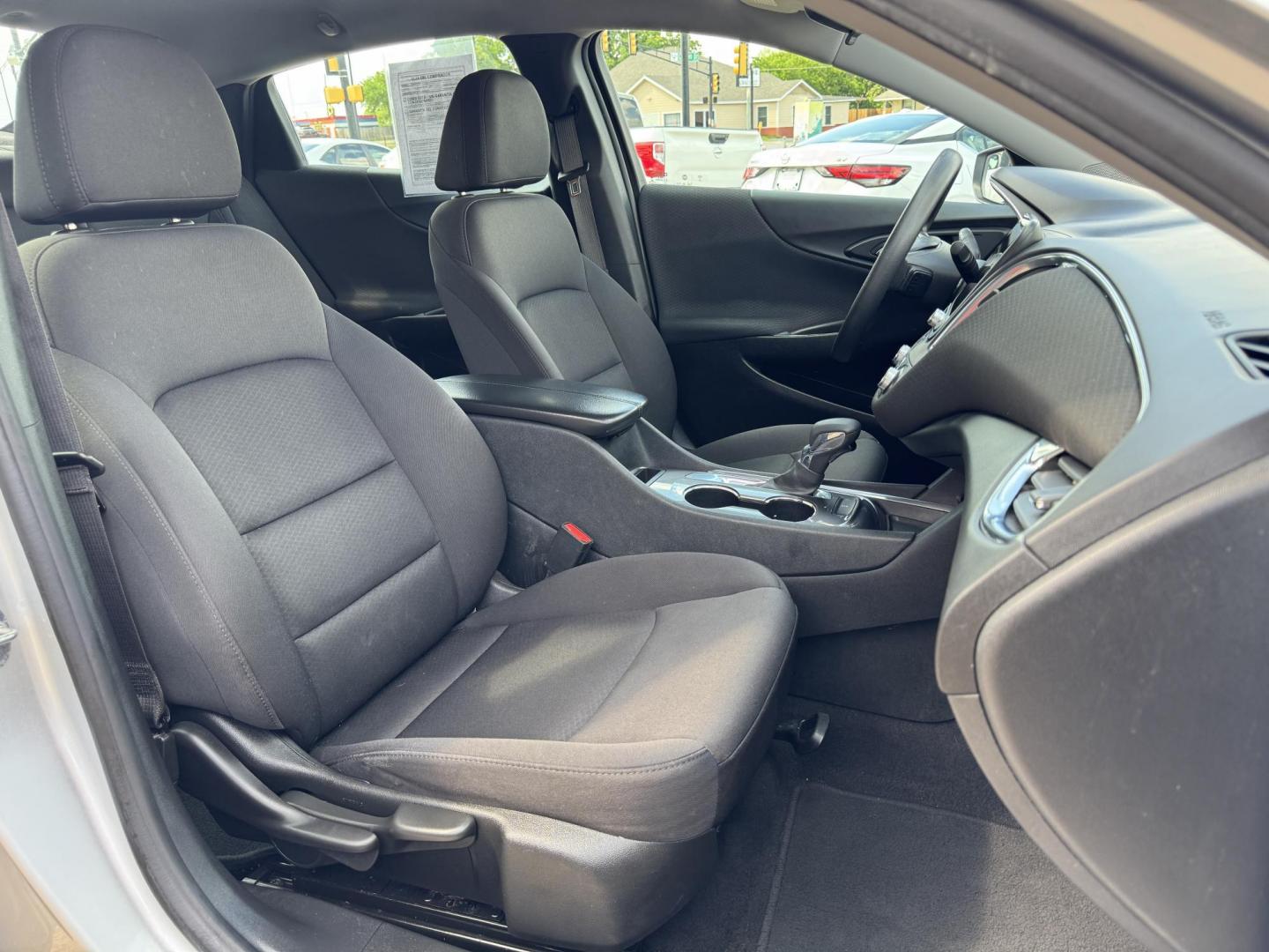 2021 SILVER CHEVROLET MALIBU LT (1LT) (1G1ZD5ST4MF) , located at 5900 E. Lancaster Ave., Fort Worth, TX, 76112, (817) 457-5456, 0.000000, 0.000000 - Photo#17