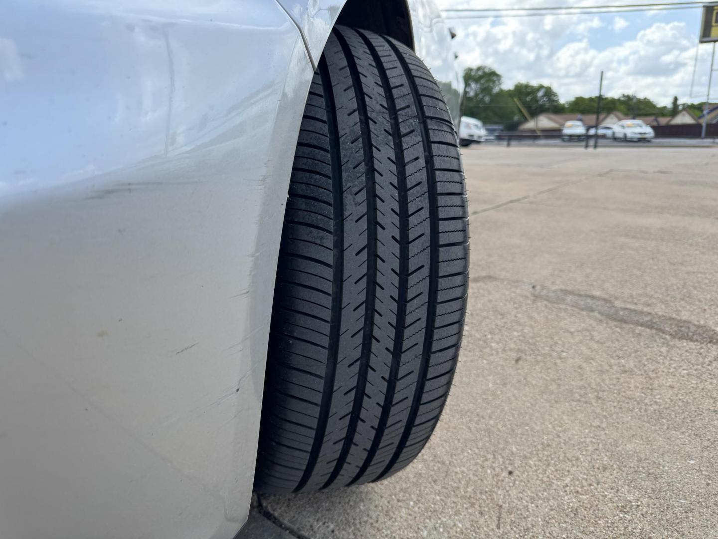 2021 SILVER CHEVROLET MALIBU LT (1LT) (1G1ZD5ST4MF) , located at 5900 E. Lancaster Ave., Fort Worth, TX, 76112, (817) 457-5456, 0.000000, 0.000000 - Photo#22