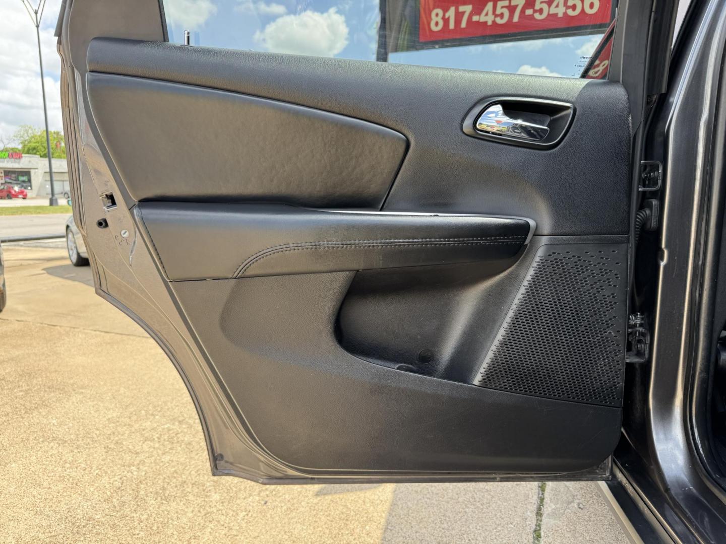 2018 GRAY DODGE JOURNEY SE (3C4PDCABXJT) , located at 5900 E. Lancaster Ave., Fort Worth, TX, 76112, (817) 457-5456, 0.000000, 0.000000 - Photo#12