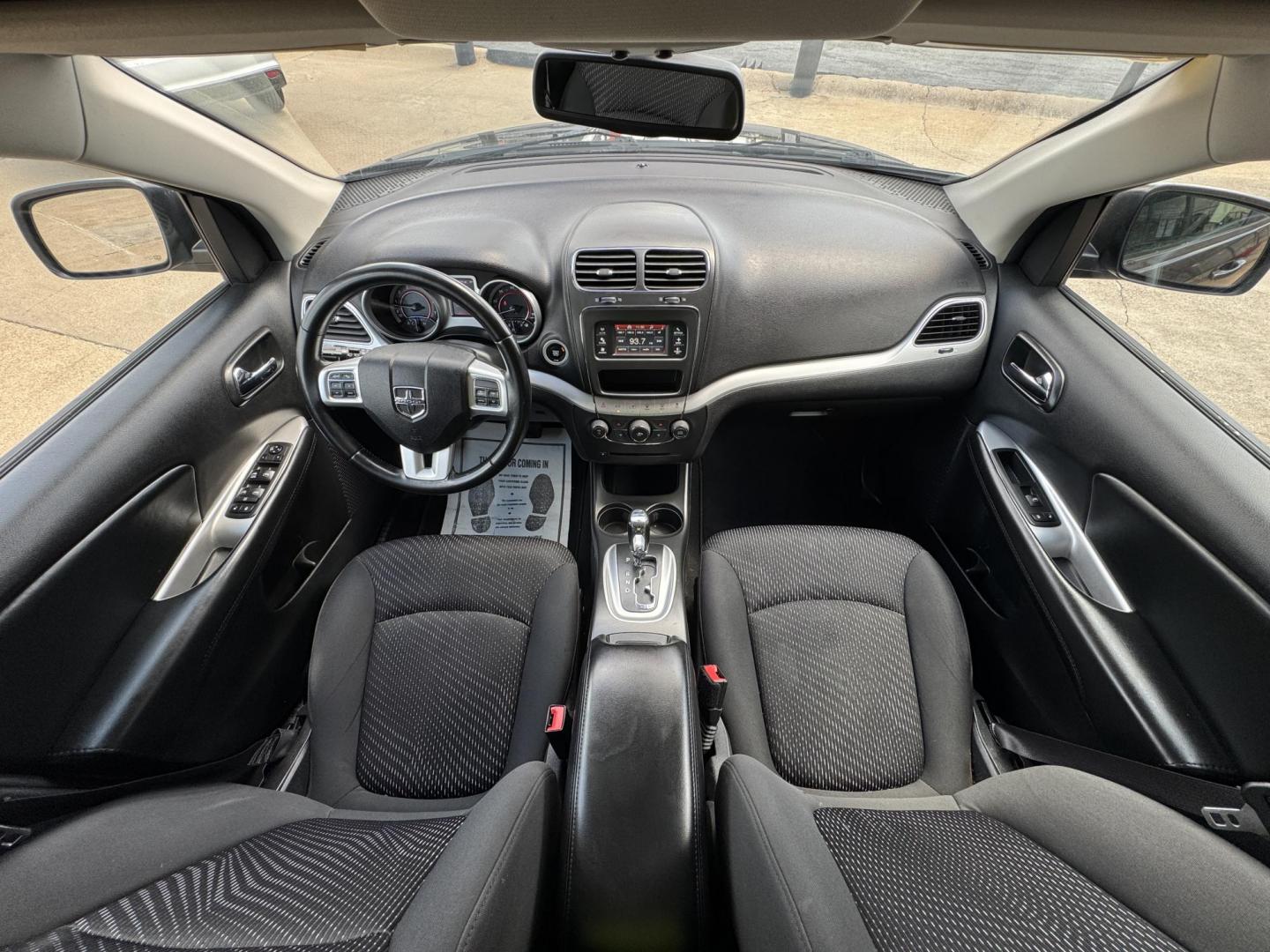 2018 GRAY DODGE JOURNEY SE (3C4PDCABXJT) , located at 5900 E. Lancaster Ave., Fort Worth, TX, 76112, (817) 457-5456, 0.000000, 0.000000 - Photo#19