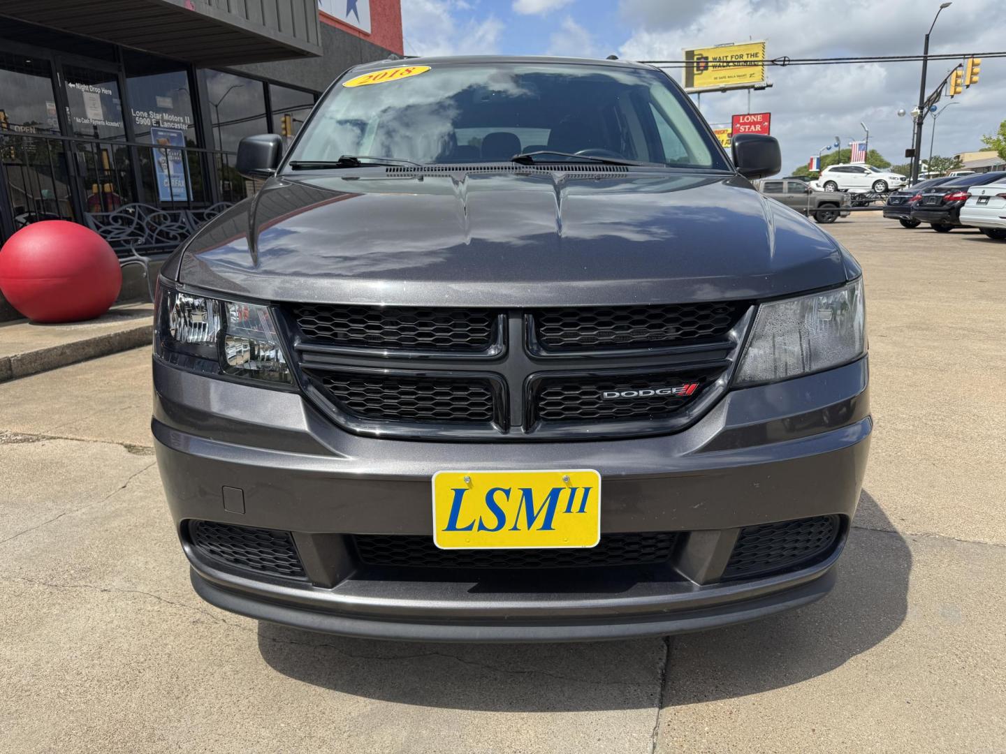 2018 GRAY DODGE JOURNEY SE (3C4PDCABXJT) , located at 5900 E. Lancaster Ave., Fort Worth, TX, 76112, (817) 457-5456, 0.000000, 0.000000 - Photo#1