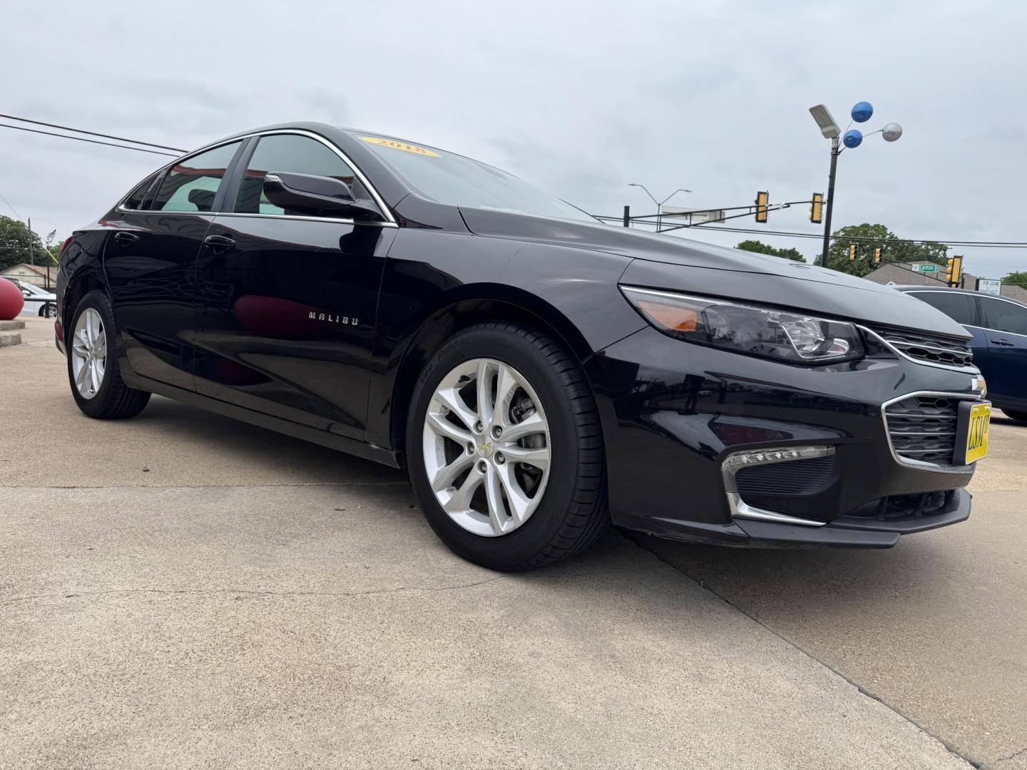 2018 BLACK CHEVROLET MALIBU LT (2FL) (1G1ZD5ST7JF) , located at 5900 E. Lancaster Ave., Fort Worth, TX, 76112, (817) 457-5456, 0.000000, 0.000000 - Photo#2