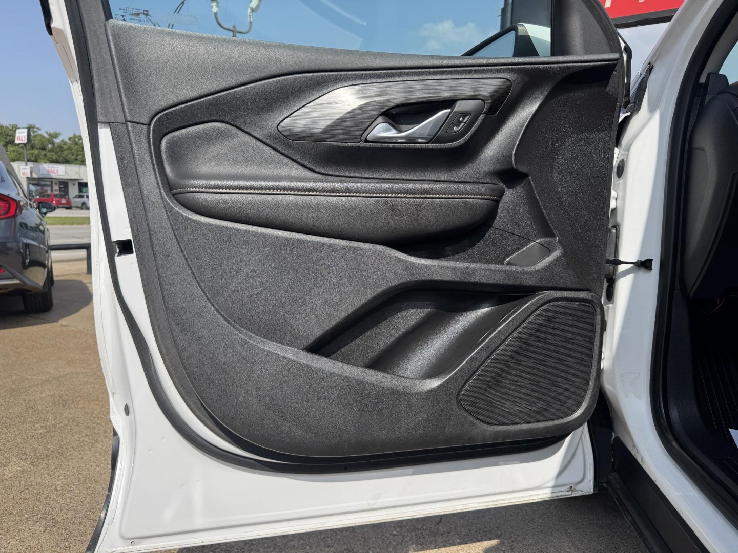 2019 WHITE GMC TERRAIN SLT (3GKALPEV7KL) , located at 5900 E. Lancaster Ave., Fort Worth, TX, 76112, (817) 457-5456, 0.000000, 0.000000- Photo#7