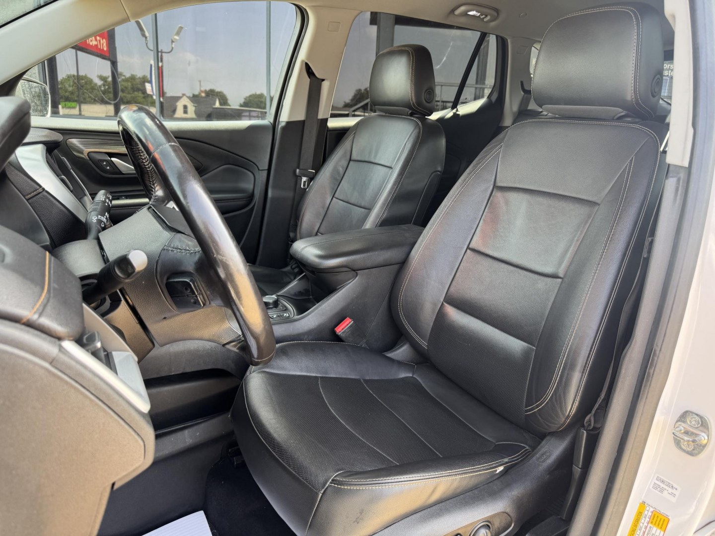 2019 WHITE GMC TERRAIN SLT (3GKALPEV7KL) , located at 5900 E. Lancaster Ave., Fort Worth, TX, 76112, (817) 457-5456, 0.000000, 0.000000- Photo#10